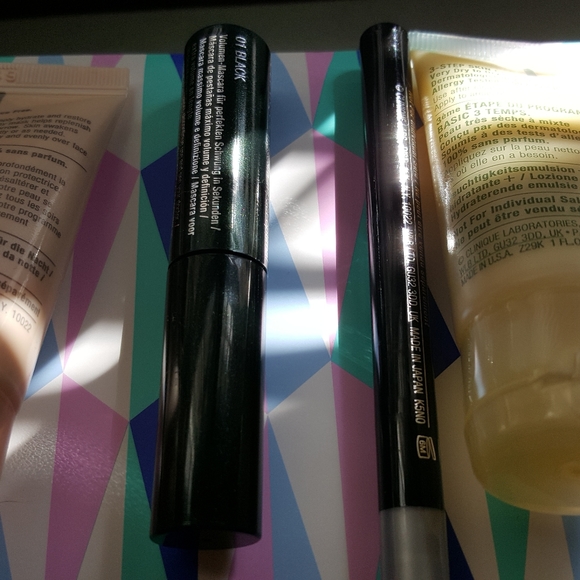 Clinique bundle of 4 items, NEW - Picture 5 of 5